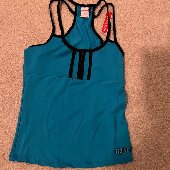 ❤️ Kaiser size large teal workout set with black trim - Picture 3 of 6